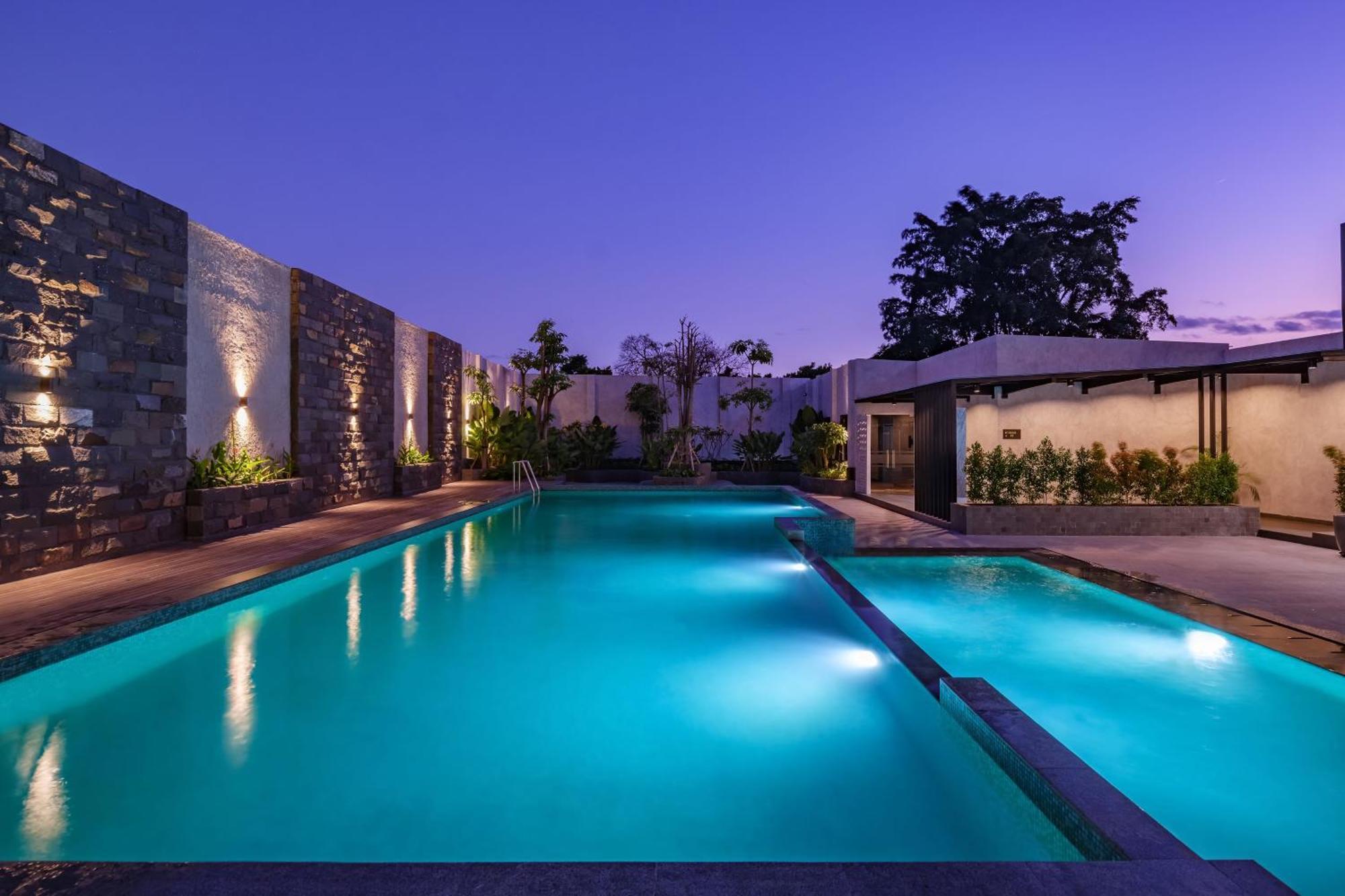 Hotel Santika Blitar ภายนอก รูปภาพ