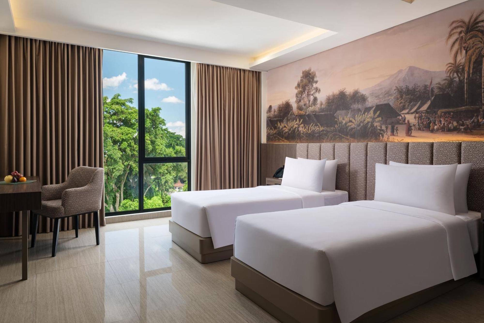 Hotel Santika Blitar ภายนอก รูปภาพ