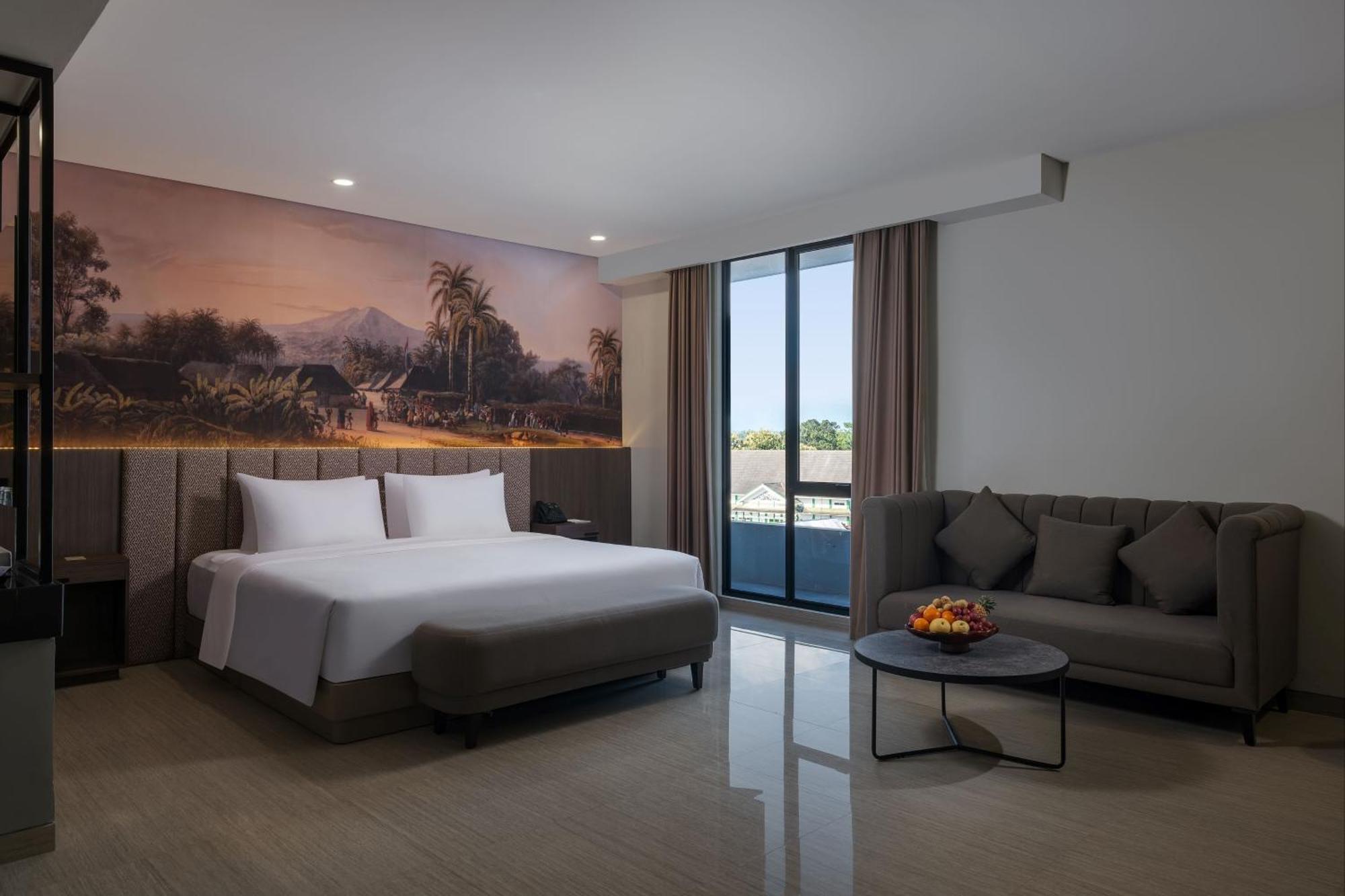 Hotel Santika Blitar ภายนอก รูปภาพ